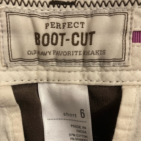 SOLD Old Navy Perfect Bootcut Brown Khakis Casual Pants Size 6 Short - Picture 3 of 5